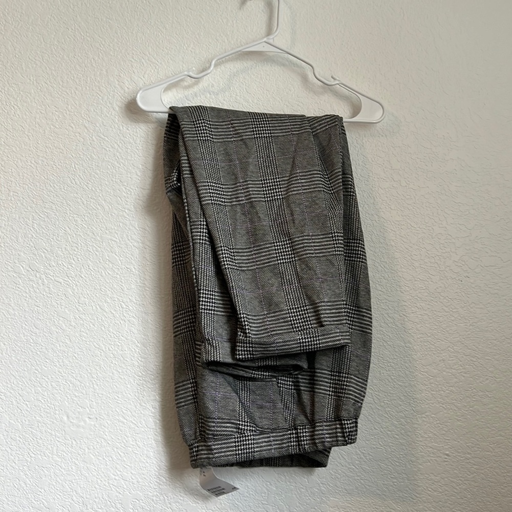 Stretchy trousers
